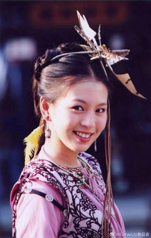 刘品言个人资料和老公,才女与神秘老公的幸福篇章